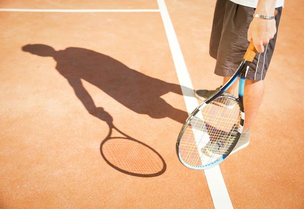 ¿Cómo mejorar tu técnica de derecha en el tenis?